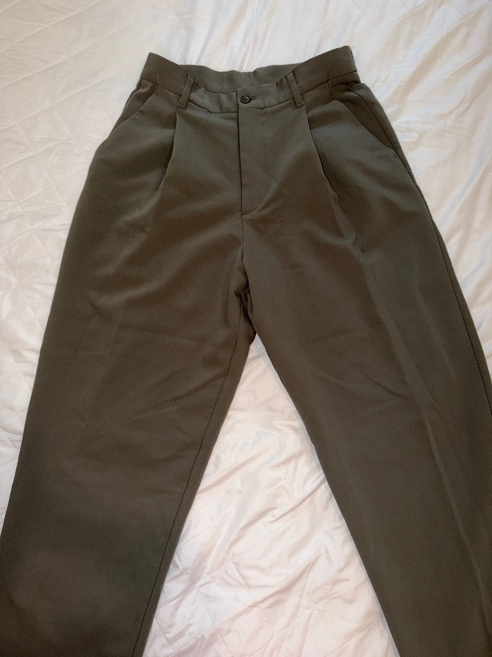 Zara Men's Olive Pleated Dress Trousers
